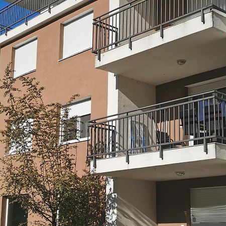 Vivi Wellness Apartman Apartment Siofok Luaran gambar