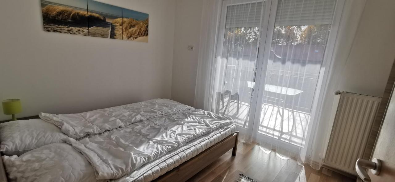 Vivi Wellness Apartman Apartment Siofok Luaran gambar